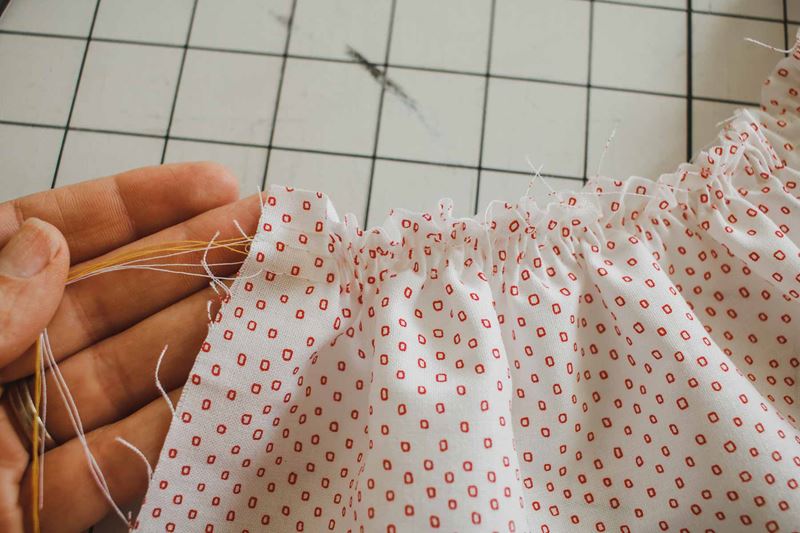 Gathering Fabric - Sewing Techniques to Gather Fabric