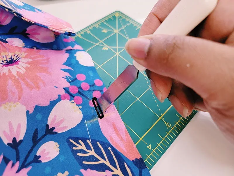 How to sew buttons with your sewing machine