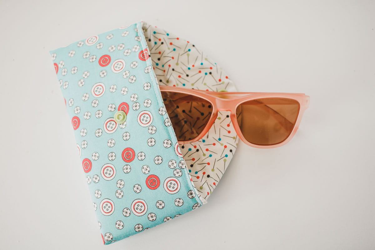 Snap cheap sunglasses case