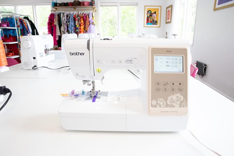 Brother SE625 Sewing And Embroidery Machine