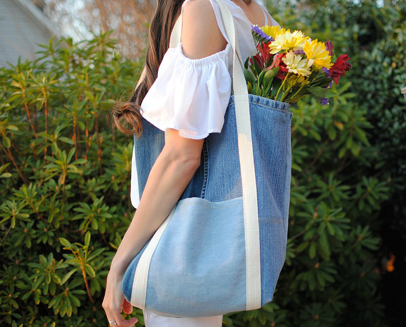 Earth Day DIY: Tote Bag from Upcycled Jeans